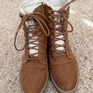 Universal Thread Tan Lace-Up or Zip-Up Women's Boots